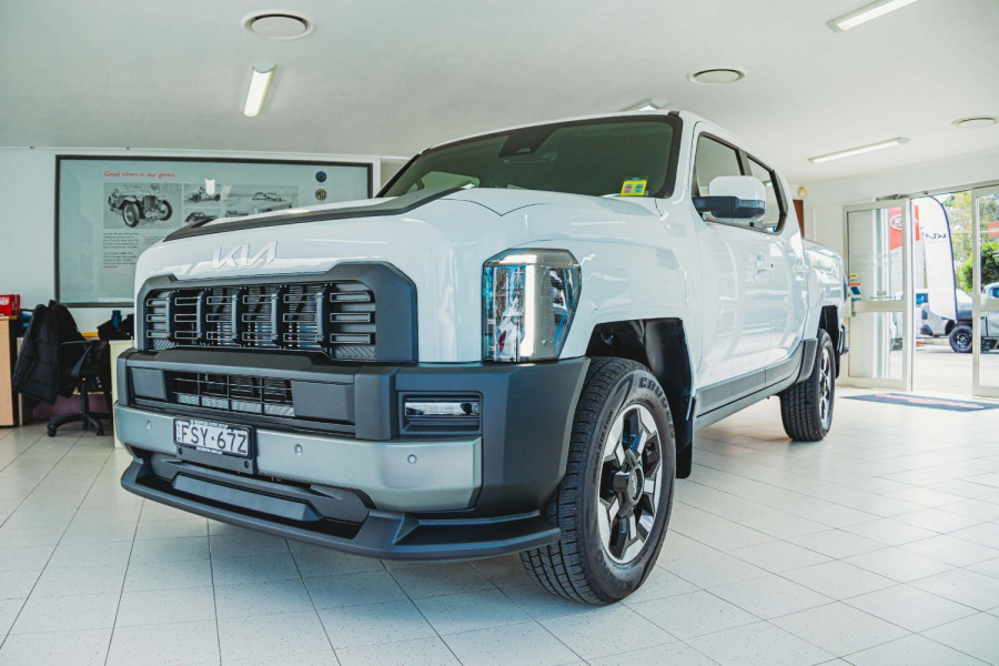 2025 MY26 Kia Tasman TK SX Plus Ute Image 11