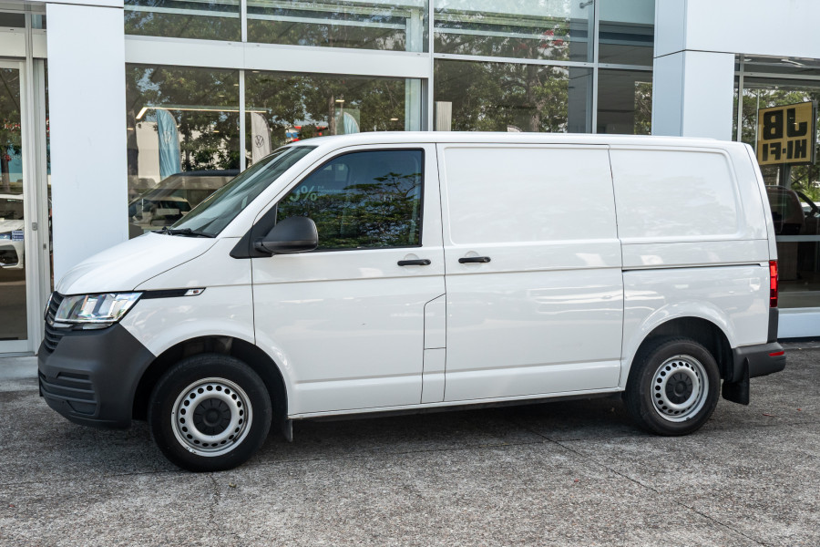 2021 Volkswagen Transporter T6.1 Van Image 3