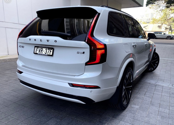 2025 MY26 Volvo XC90 L Series Ultra B5 Dark SUV image 5