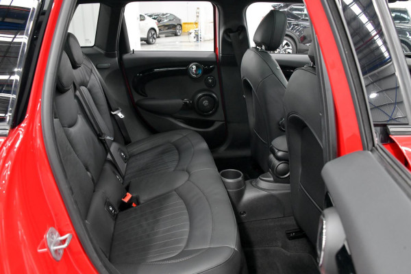 2020 MINI Cooper F55 LCI Cooper S Paddy Hopkirk Edition Hatch image 5