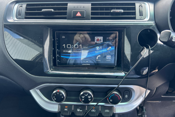 2015 Kia Rio UB S Hatch Image 18