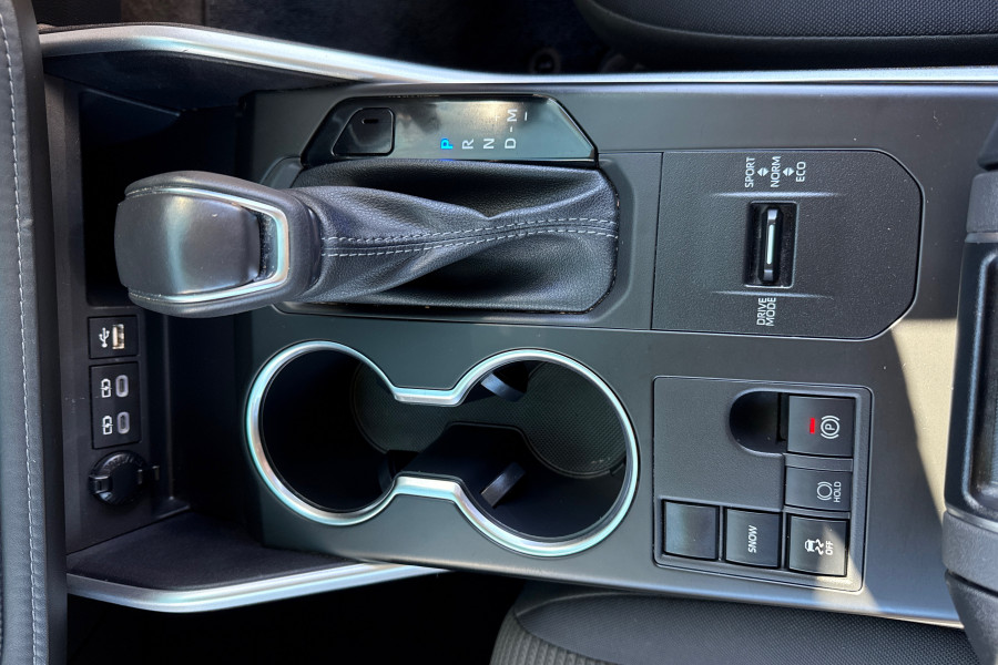 2023 Toyota Kluger TXUA75R (Petrol AWD) GX SUV Image 21