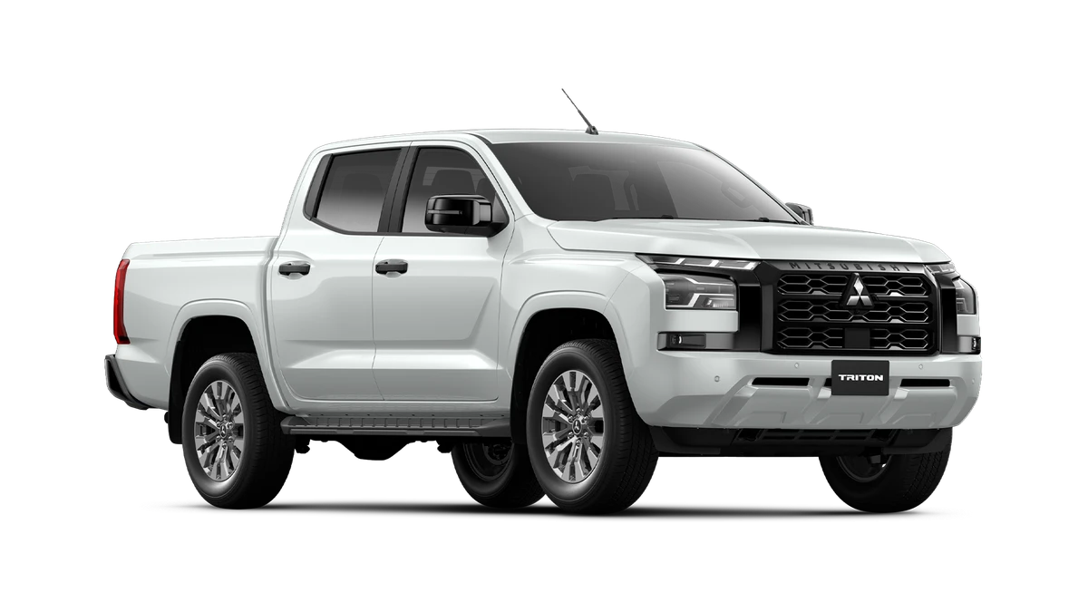 Triton GLS <br><small class='sub-title'>Double Cab / Pick Up / 4WD / Diesel / Auto</small>