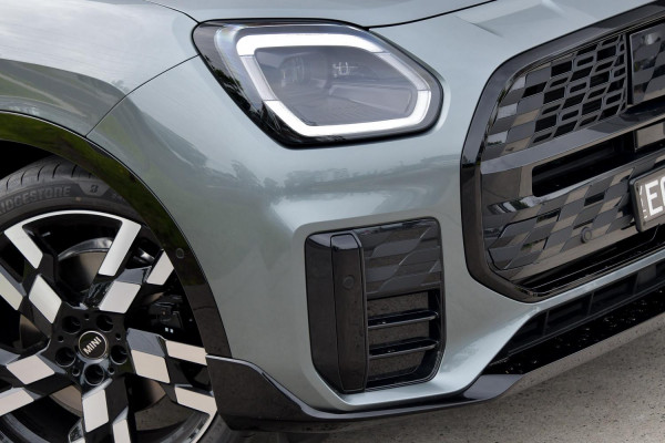 2026 MINI Countryman U25 S JCW Sport SUV image 27