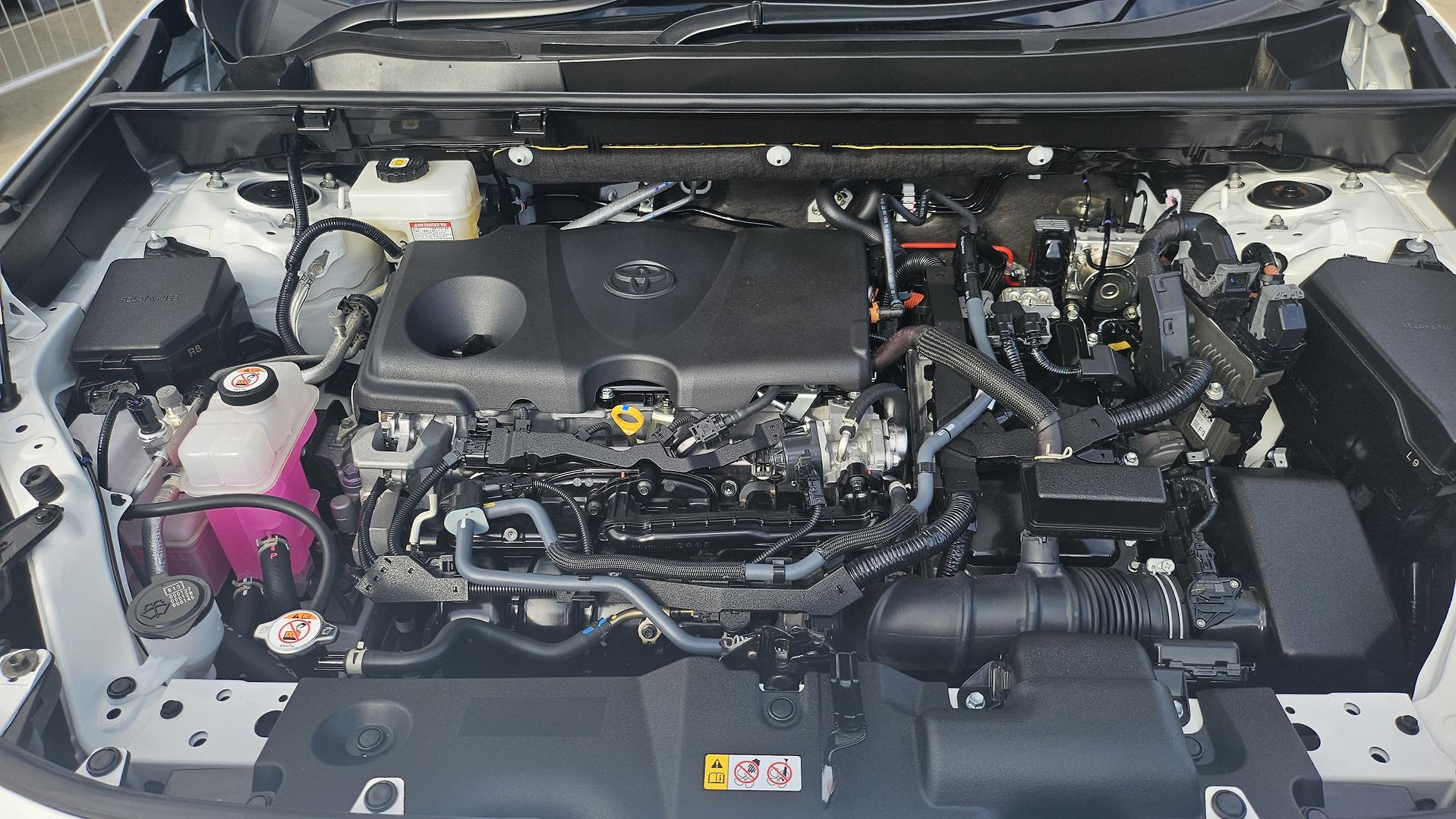 2022 Toyota RAV4 AXAH52R GXL SUV Image 15