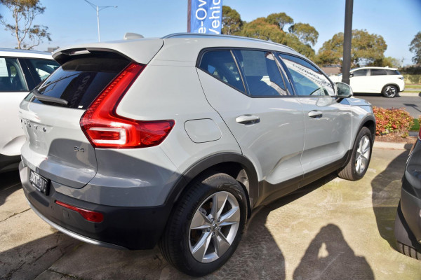 2025 MY26 Volvo XC40 XZ Plus B4 SUV Image 3