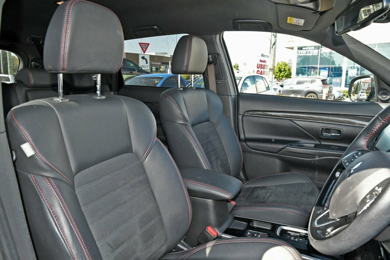 2020 Mitsubishi Outlander ZL MY20 Black Edition 2WD SUV Image 7