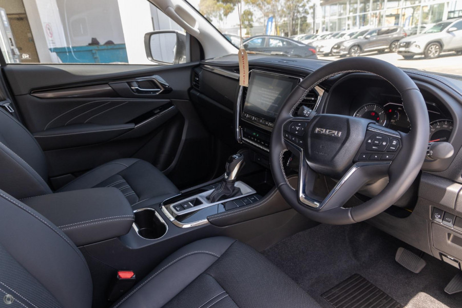 2023 MY24 Isuzu MU-X  LS-T SUV Image 6