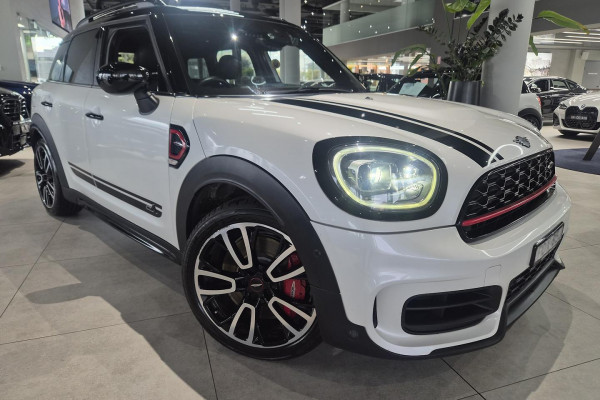 MINI Countryman John Cooper Works MINI Yours F60 LCI