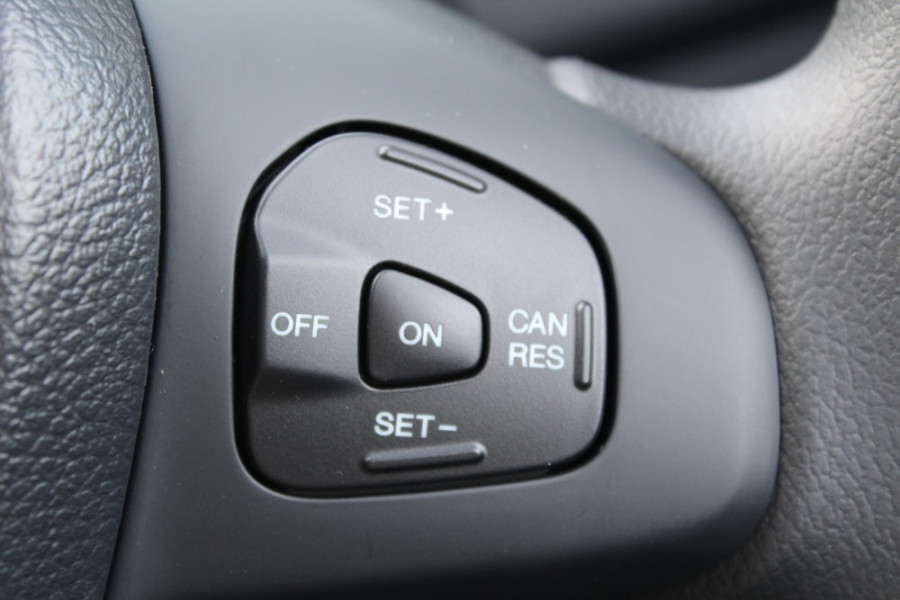 2019 Mazda BT-50 UR 4x4 3.2L Dual Cab Pickup XT Cab chassis Image 9