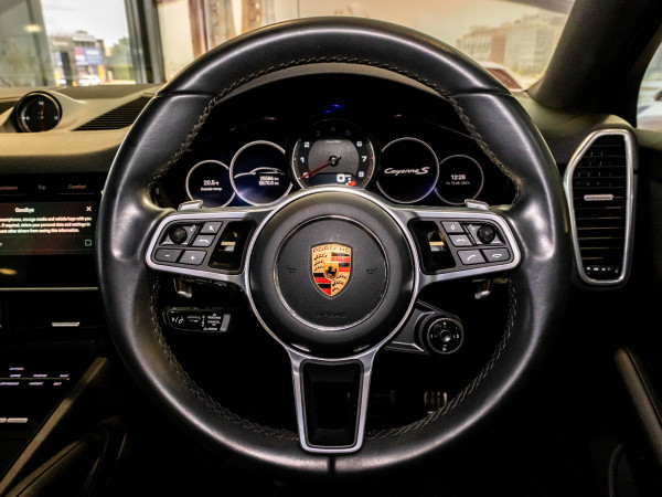 2022 MY23 Porsche Cayenne S Platinum Edition Coupe image 17