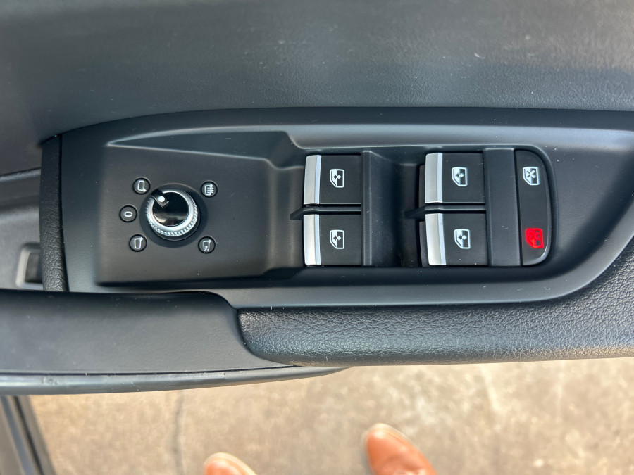 2020 MY21 Audi Q5 FY 40 TDI SUV Image 12