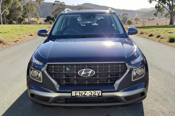 2021 Hyundai Venue QX.V3 Active SUV Image 2