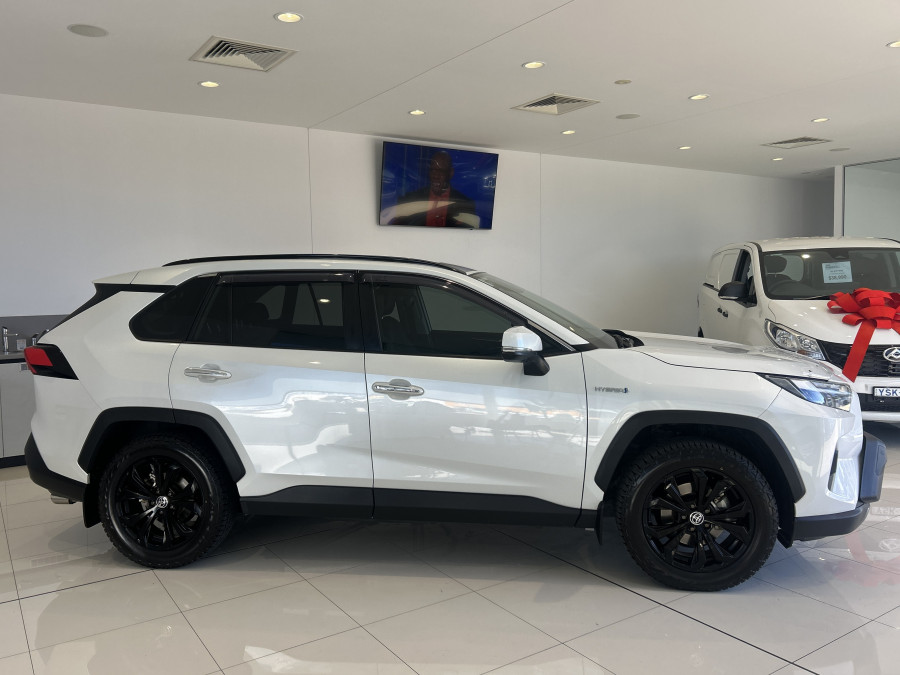 2023 Toyota RAV4 AXAH52R Cruiser Hybrid Wagon Image 4