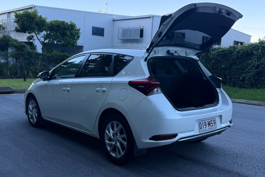 2017 Toyota Corolla ZRE182R Ascent Sport Hatch Image 9