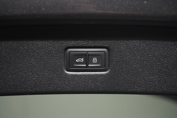 2020 Audi SQ7 TDI SUV Image 38