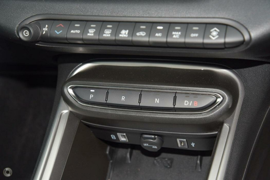 2024 Jeep Avenger JJ Limited SUV Image 11