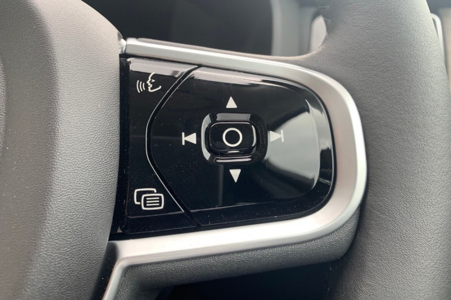 2020 Volvo XC60 UZ D4 Inscription Suv Image 7