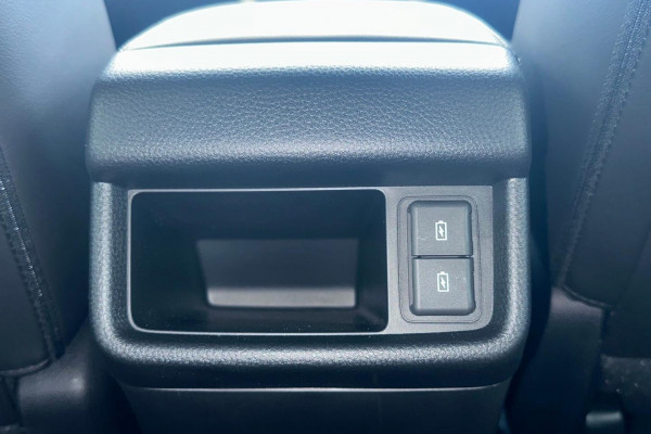 2026 MY25.5 Isuzu MU-X RJ X-TERRAIN SUV Image 20