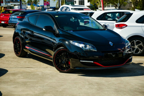 RENAULT MEGANE COUPE renault-megane-3-rs-275-trophy-r Used - the