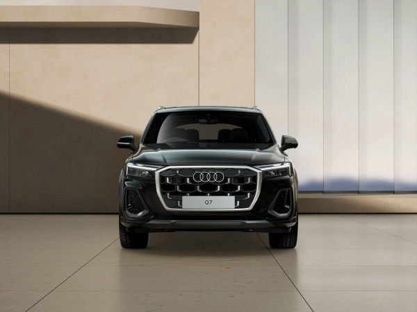 2026 Audi Q7 4M TDI 210kW S line SUV image 2