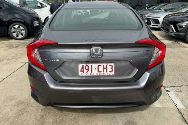 2020 Honda Civic 10th Gen VTi-S Sedan Image 5