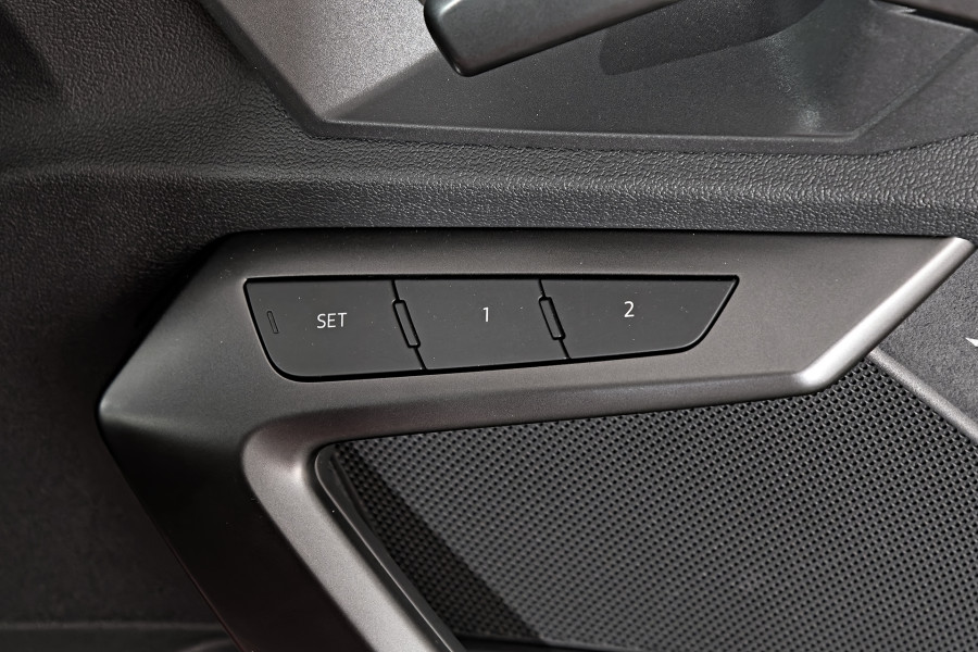 2026 MY25 Audi RS3 GY 294Kw | Carbon Ceramic Brakes | Carbon Pack Hatch