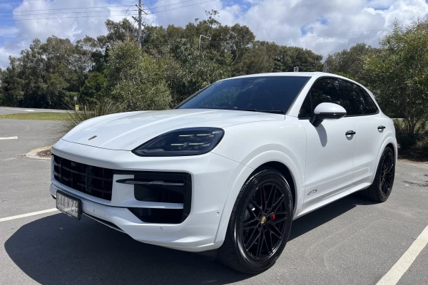 2024 Porsche Cayenne 9YA II GTS SUV Image 3