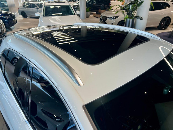 2019 MY20 Porsche Macan 95B S SUV image 10