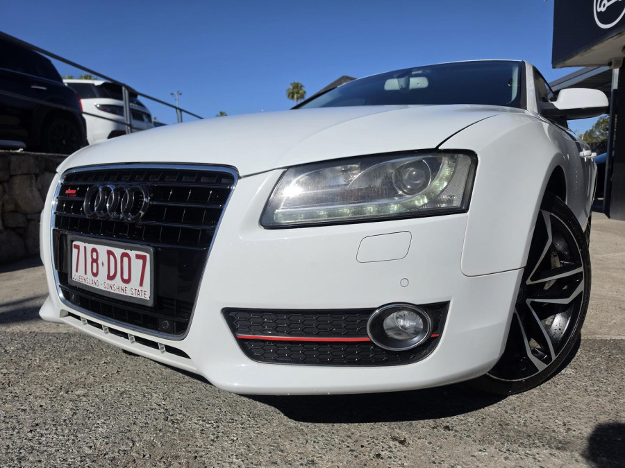 2012 Audi A5 8T  Hatch Image 2