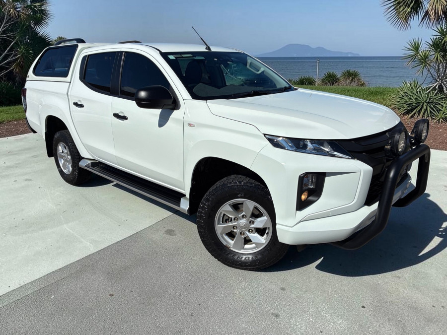 2020 MY21 Mitsubishi Triton MR GLX+ Ute Image 1