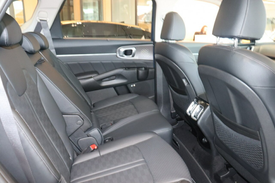 2025 Kia Sorento MQ4 PE Sport+ SUV Image 19