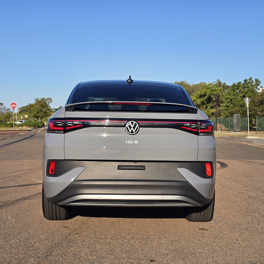 2025 MY25.5 Volkswagen ID. 5 E2 Pro SUV Image 11