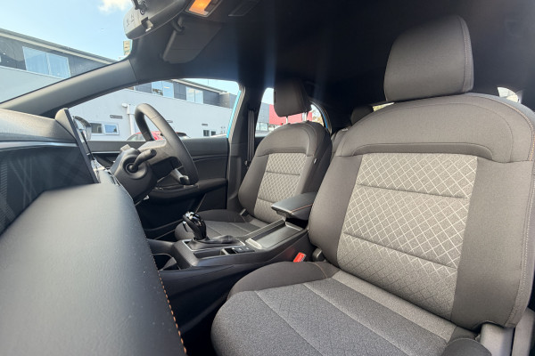 2025 MY25.5 MG MG3 ZP22 Vibe Hatch Image 11
