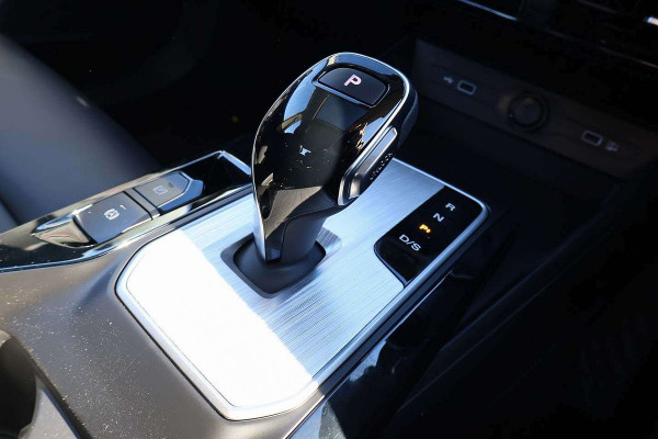 2026 MY25 MG MG5 AP32 Essence Sedan Image 14