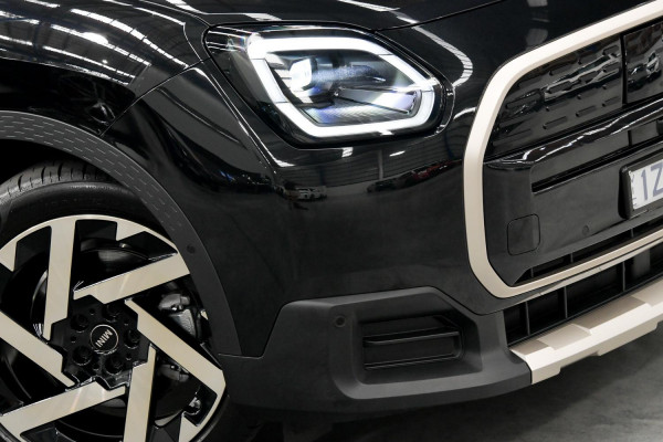 2024 MY25 MINI Countryman U25 SE Favoured SUV image 28