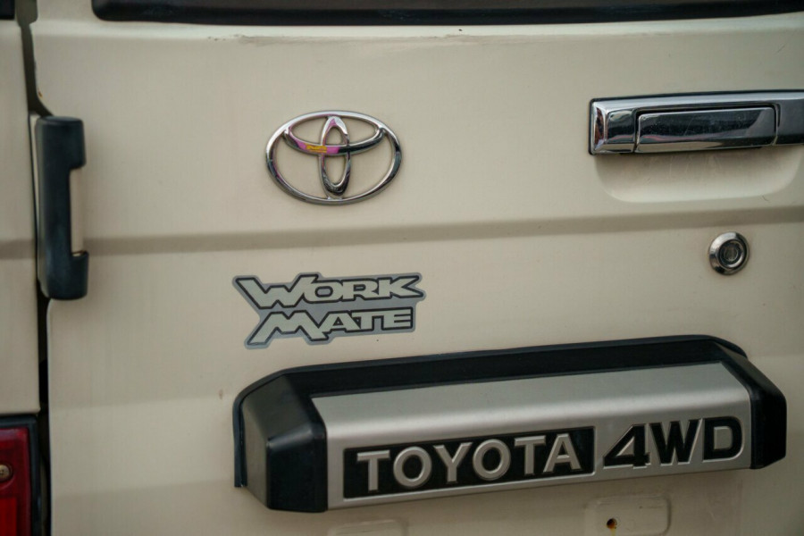 2011 MY13 Toyota LandCruiser VDJ76R WorkMate Wagon Image 7