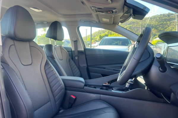2024 MY25 Hyundai i30 CN7.V2 Premium Sedan Image 5