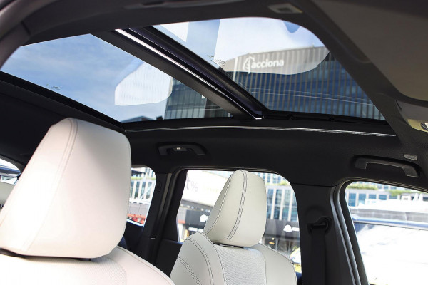 2026 BMW X1 U11 xDrive25e M Sport SUV image 13