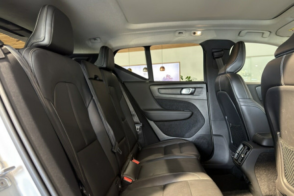 2018 MY19 Volvo XC40 XZ T4 Inscription SUV Image 10