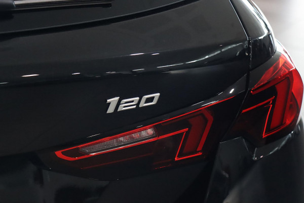 2025 BMW 1 Series F70 120 M Sport Hatch image 4