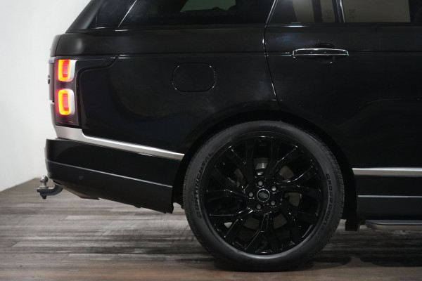 2019 Land Rover Range Rover SDV8 Autobiography SUV Image 6