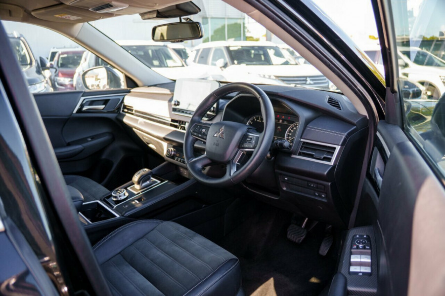 2023 MY24 Mitsubishi Outlander ZM Aspire SUV Image 19