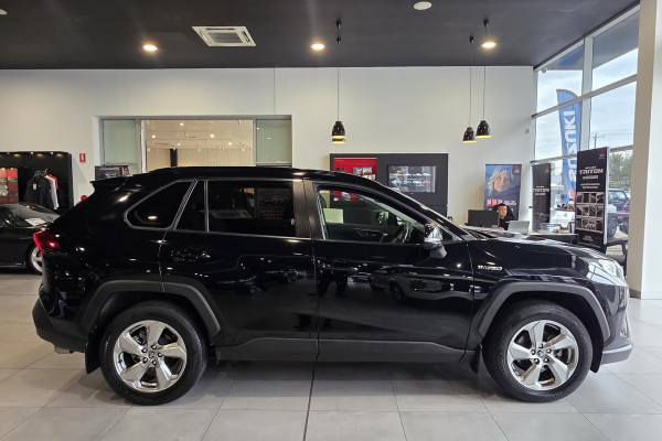 2020 MY21 Toyota RAV4 AXAH52R GXL SUV Image 9