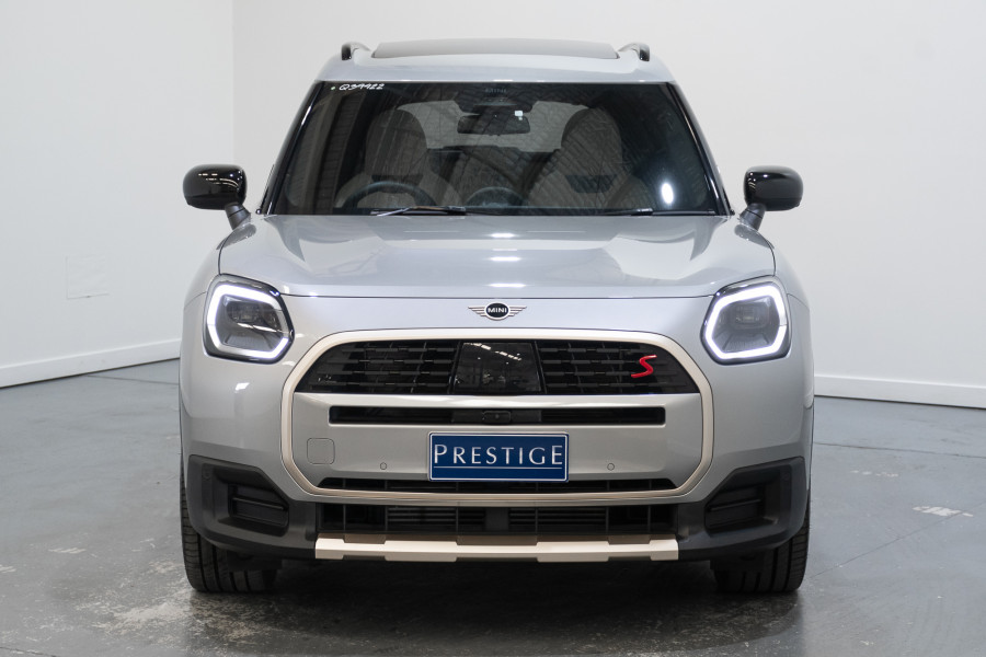 2024 MINI Countryman S Favoured SUV