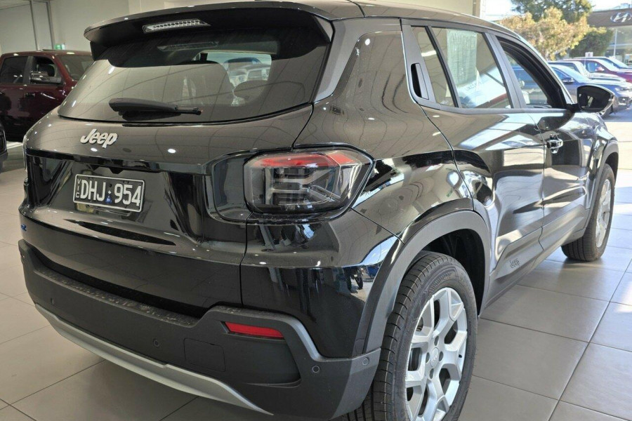 2024 Jeep Avenger JJ Limited SUV Image 7