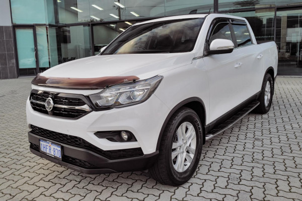 2021 MY20.5 SsangYong Musso Q200 ELX Ute Image 3