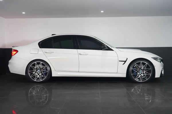 2017 BMW M3 Bmw M3 Competition 6 Sp Manual Competition Sedan Image 4
