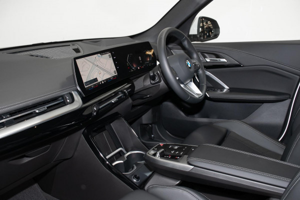 2026 BMW X1 U11 sDrive18i SUV image 8