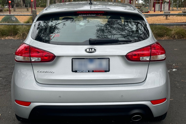 2016 Kia Cerato YD S Hatch Image 6